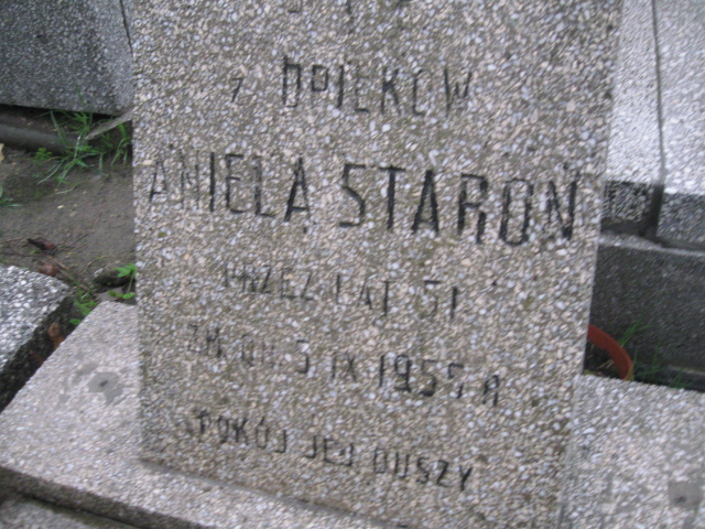 Grób Aniela Staroń